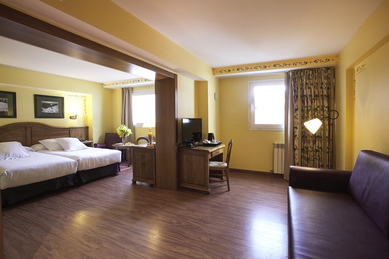 Ski Plaza Hotel & Wellness Canillo Eksteriør billede